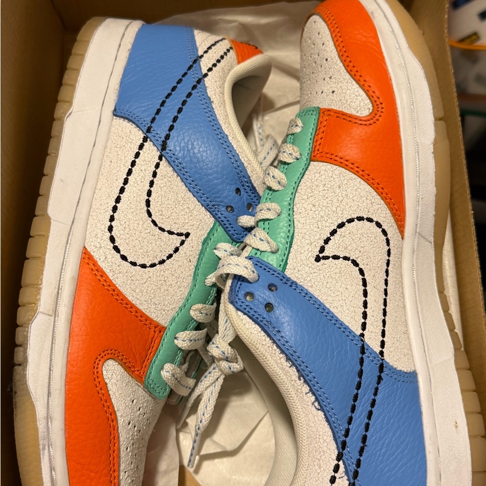 Nike dunk low (gs) Nike 101 size 6.5Y